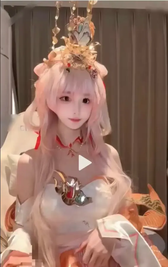 看季雨cosplay就来这！《季雨西施cosplay》高清完整版 - 白天鹅作品合集免费看 - 无广告在线观看
