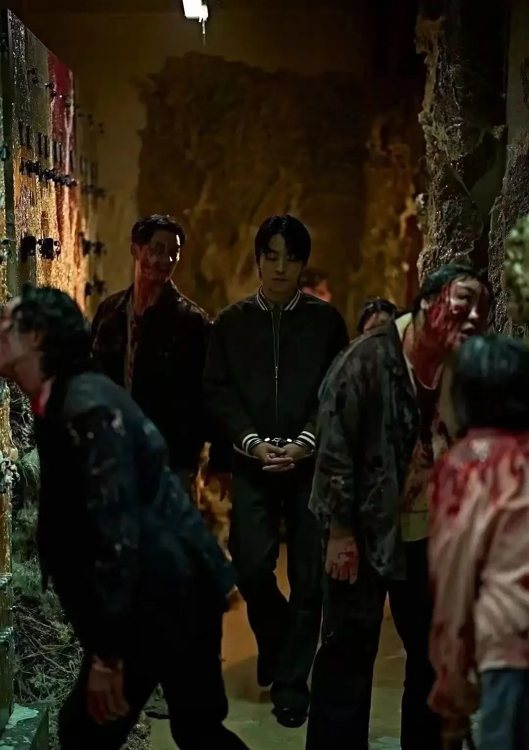 免费获取韩国电影《群体》资源_《群体》高清无广告在线观看_《群体》电影详情介绍深度解析