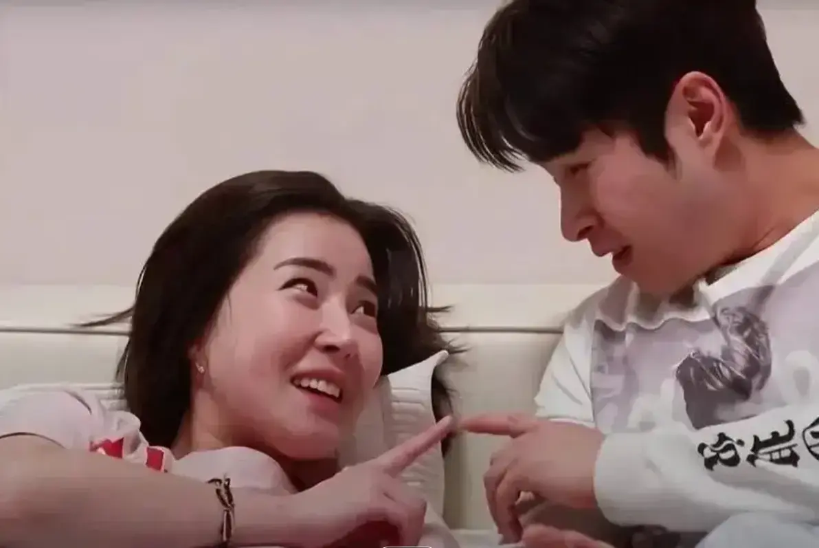 韩国爱情电影《善良的女朋友》未删减HD中字高清免费在线播放_爱情片《善良的女朋友》1080P高清画质观看-夸克迅雷百度网盘资源下载