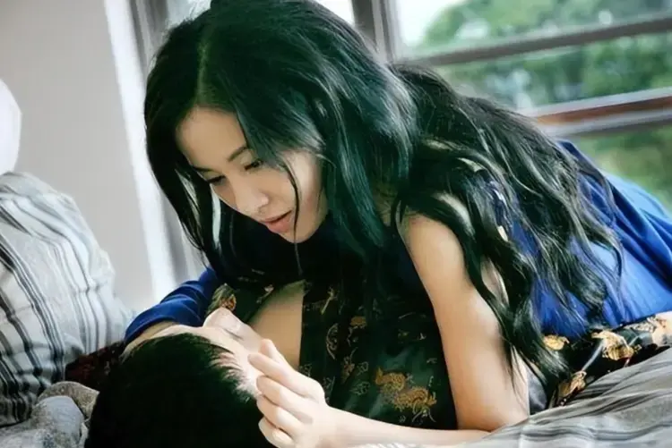 《嫂嫂情事》HD高清无删减免费看 - 韩国电影《嫂嫂情事》全片流畅不卡顿在线观看 - 金牌影视 - 2026电影